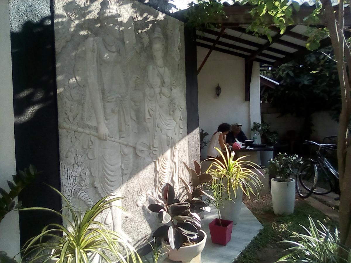 Tree House Holiday Home Kombichankulama 外观 照片